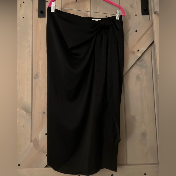 NWT BCBG New York Sarong Front Twist Skirt - Picture 2 of 8